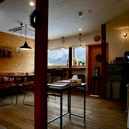 Guesthouse Shirakawa-Go Inn Экстерьер фото